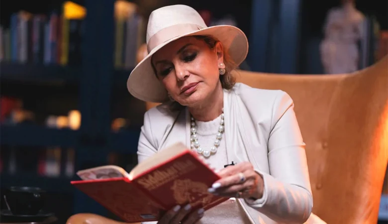 Googoosh books interview